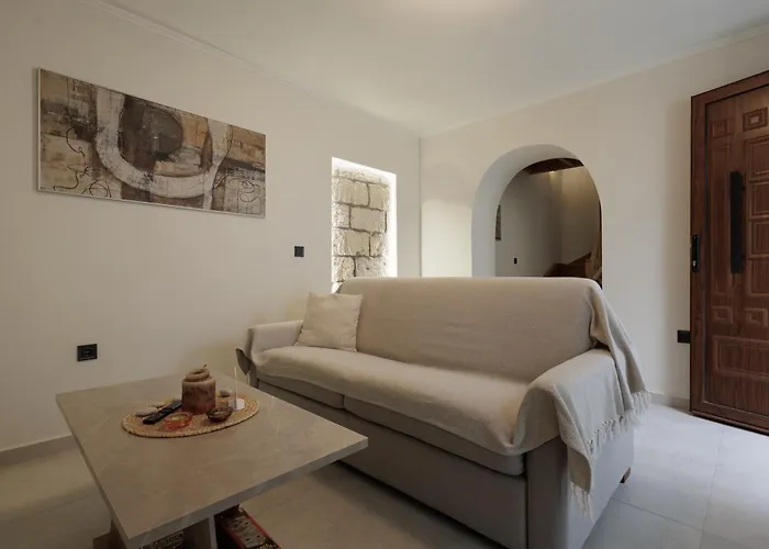 Semesterbostad Hidden Petra Luxury Ialysos (Rhodes)